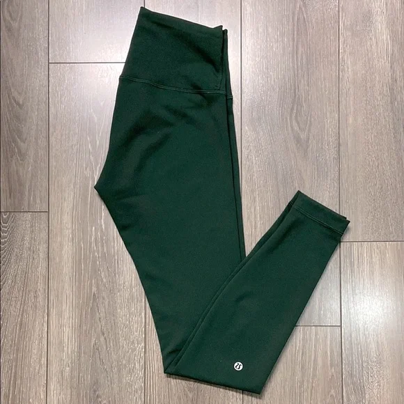 LIKE NEW Lululemon Wunder Train High-Rise 28” leggings tights 4 Legacy Green